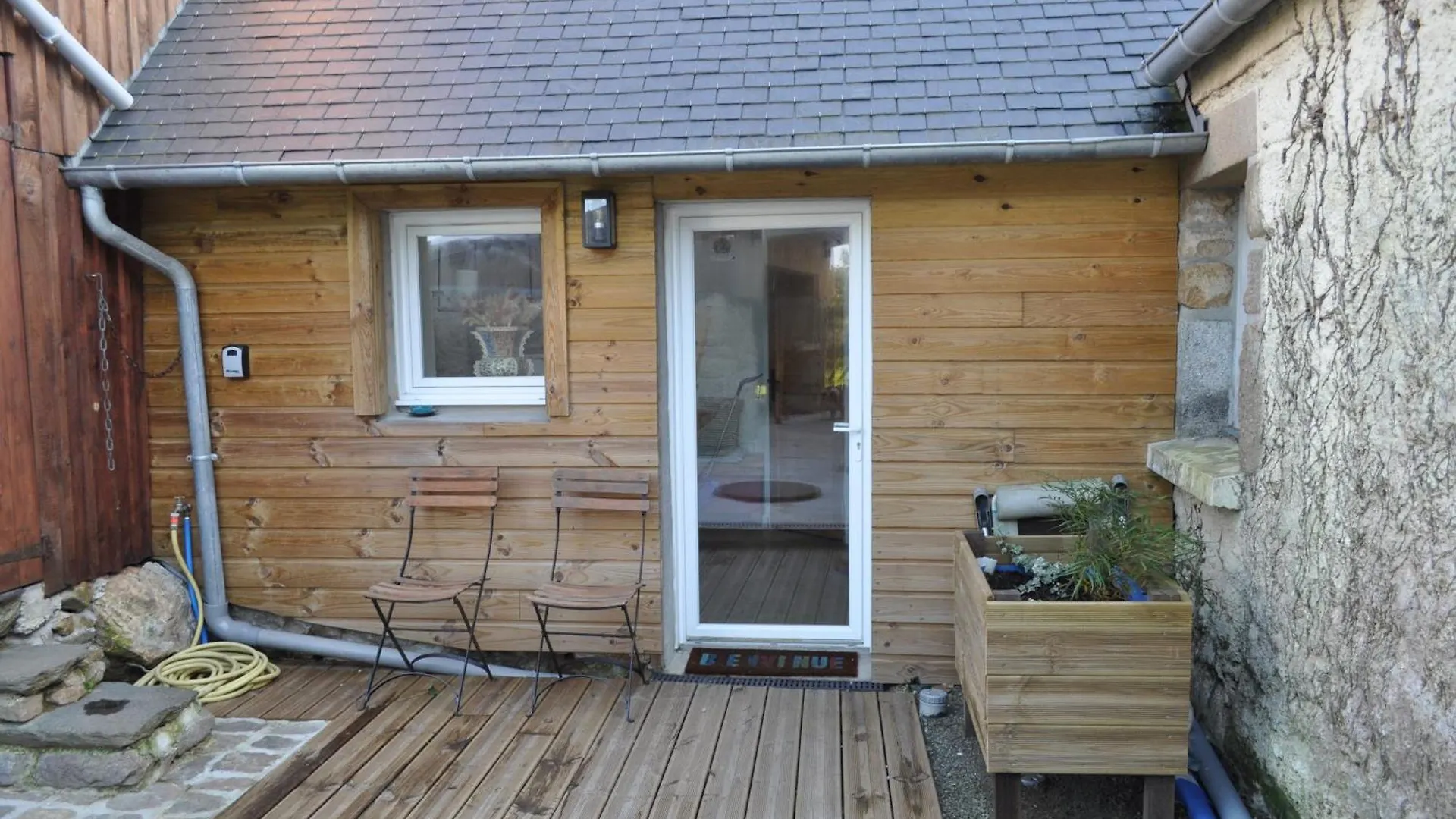 Loft 33M2 Et Dependance 15M2 Avec Jardin Partage Villa Plougasnou